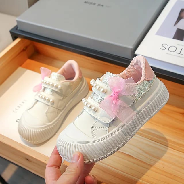 New Fashion Trendy Girls Sneakers Casual